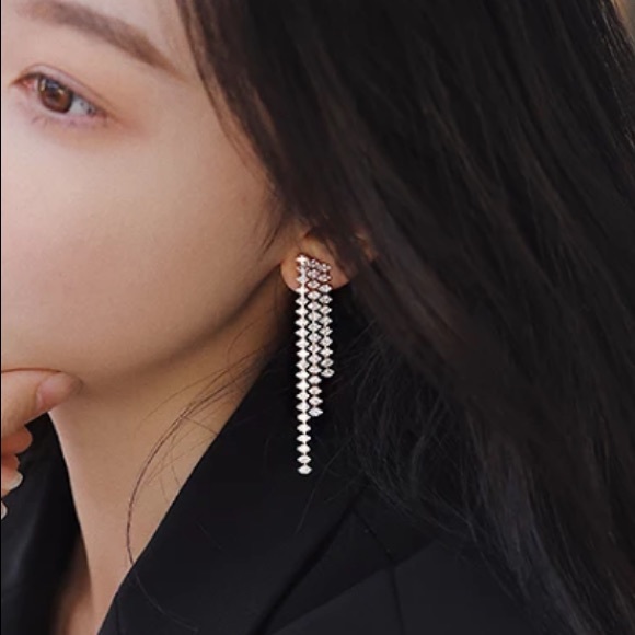 💛Gold plated multi tassel earrings - Picture 3 of 6